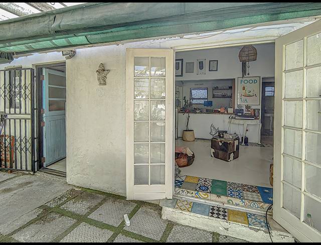 3 BEDROOM FREEHOLD SOLD IN KHAYA